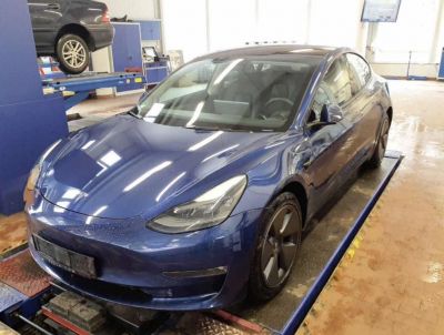 TESLA MODEL 3 Long Range AWD (Automata) Gyári akku és hajtásgarancia!