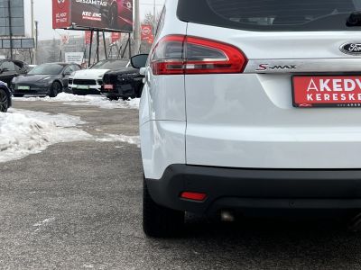 FORD S-MAX 2.0 TDCi Business Powershift Klíma Tempomat Bluetooth Navi!