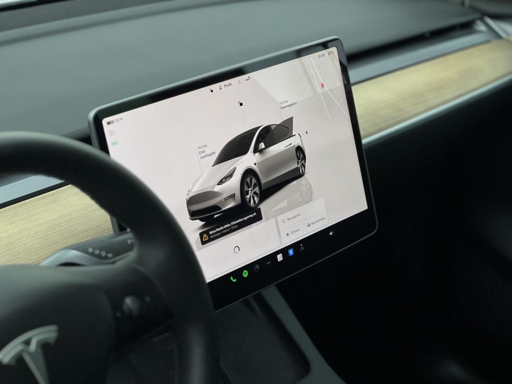 TESLA MODEL Y Long Range AWD (Automata) AMD Ryzen. hőszivattyú. mátrix LED. premium hifi