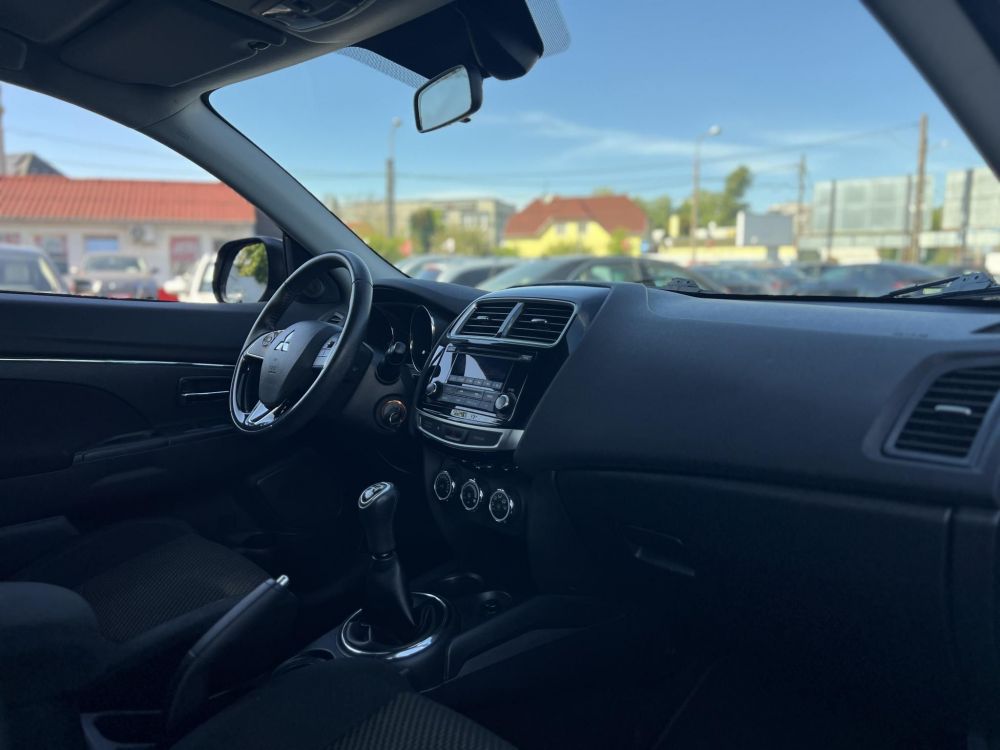MITSUBISHI ASX 1.6 MIVEC Inform 2WD M.o.-i. friss nagyszerviz!