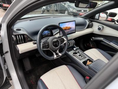 BYD ATTO 3 Design 60,4kWh M.o.-i. 1.tul. LFP. garanciális. panorámatető. világos belső!