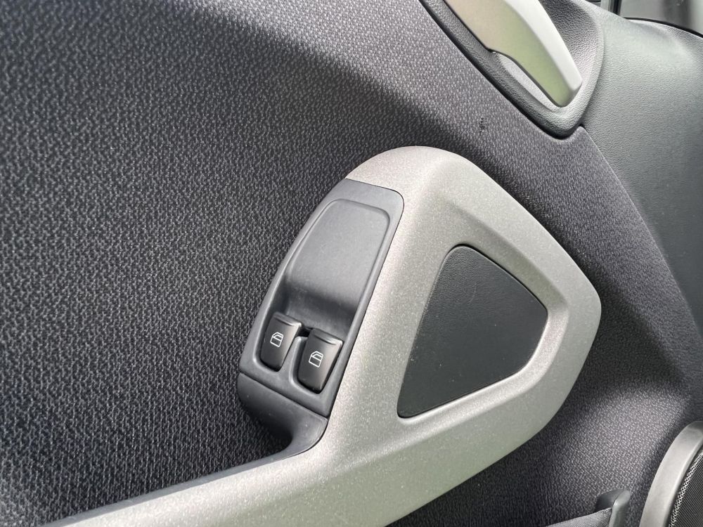 SMART FORTWO Electric Drive JBL Panorámatető