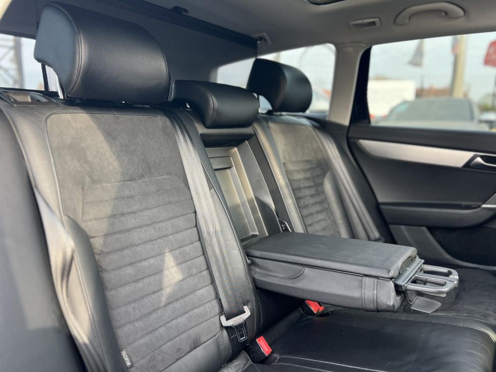 VOLKSWAGEN PASSAT Variant 3.6 V6 Highline 4Motion DSG Xenon Panorámatető Tempomat Ülésfűtés Vonóhorog