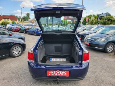 OPEL VECTRA C 1.6 Comfort 66e km. vezetett szervizkönyv. vonóhorog