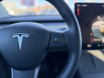 TESLA MODEL Y Long Range AWD (Automata) 72e km. AMD Ryzen. hőszivattyú. mátrix LED. garanciális!