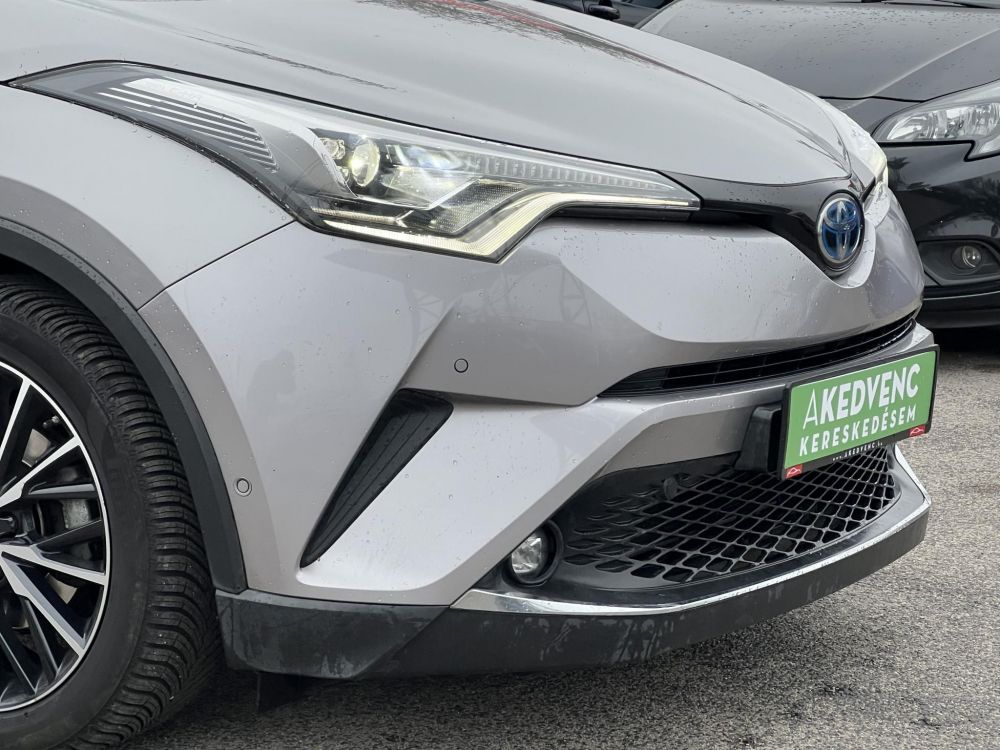TOYOTA C-HR 1.8 Hybrid Executive e-CVT JBL LED Tempomat Bluetooth Sávtartó Holttér Keyless!