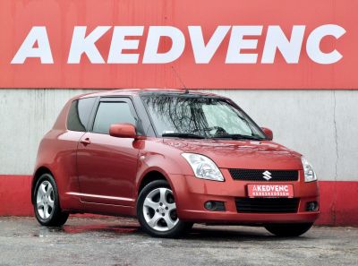 SUZUKI SWIFT 1.3 GLX CD AC (Automata) 135e km. Magyarországi Klíma Keyless Ülésfűtés Kamera Tolatóradar