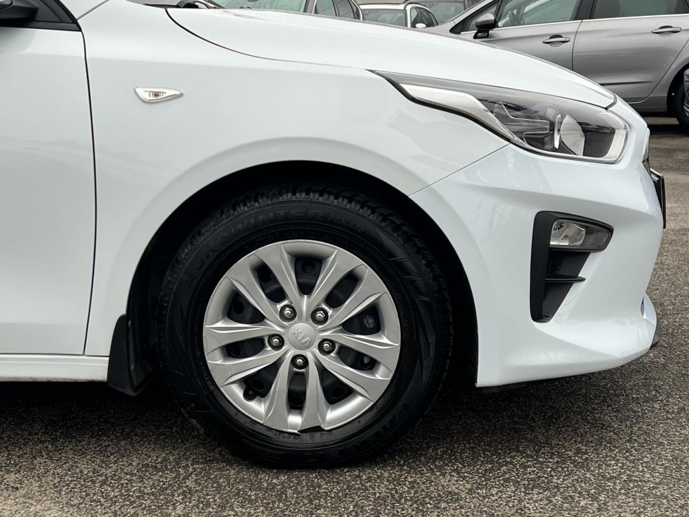 KIA CEE'D Ceed 1.0 T-GDI Bronze M.o.-i. 1.tul. Klíma Tempomat 71e km!