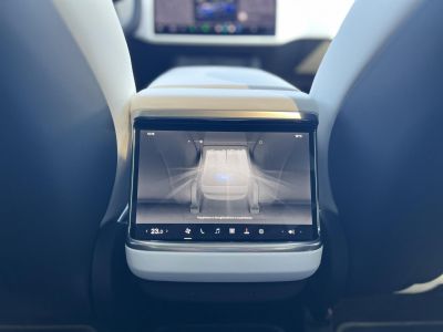 TESLA MODEL S Long Range AWD (Automata) Yoke kormány. Fehér belső. 21 felni. Garanciális