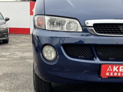 HYUNDAI H-1 2.5 CRDI (9 személyes )