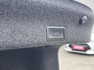 VOLKSWAGEN PASSAT VIII 2.0 TSI Business DSG R-line M.o.-i. FACELIFT. 190LE. sérülésmentes!