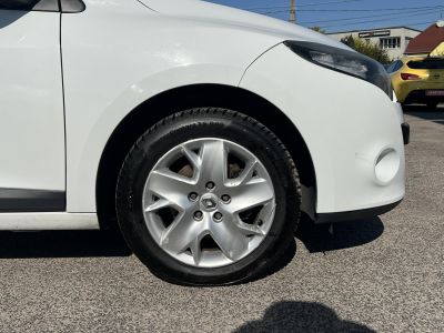 RENAULT MEGANE 1.6 Expression Magyarországi Tempomat Digitklíma 4x.elablak