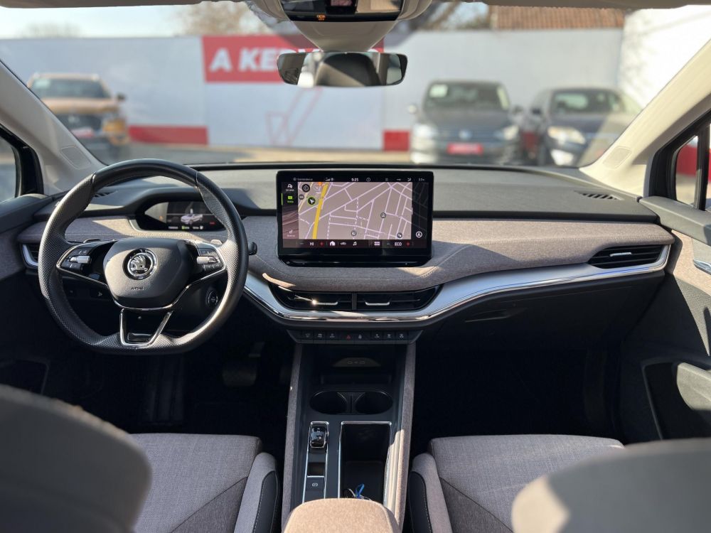 SKODA ENYAQ iV 60 Kitűnő állapot. 400km hatótáv!