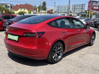 TESLA MODEL 3 Standard Range Plus Aut 88e km. GYÖNYÖRŰ facelift. mátrix LED. garanciális!