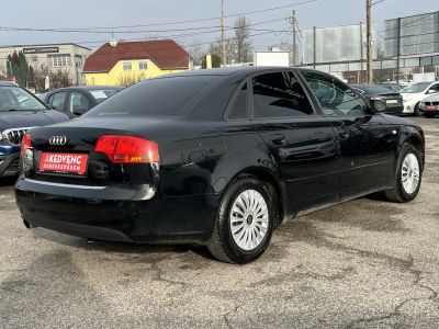 AUDI A4 1.6 Klíma Tolatóradar Új téli gumik!