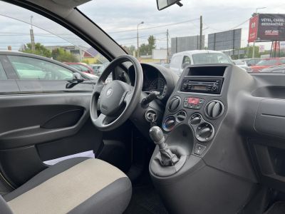 FIAT PANDA 1.1 Active 22e km!! Magyarországi. 4 évszakos gumik. Vonóhorog!