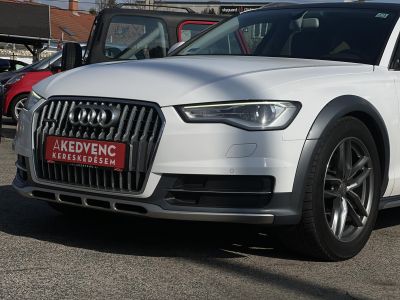 AUDI A6 ALLROAD 3.0 V6 TDI quattro S-tronic