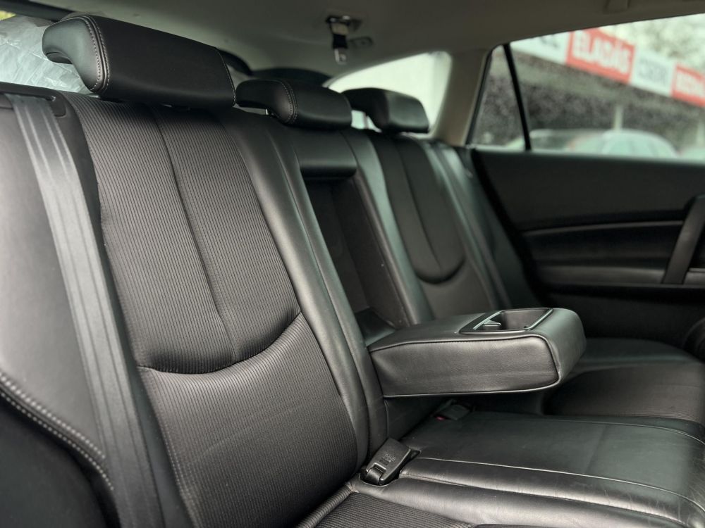 MAZDA 6 Sportkombi 2.5 GTA Xenon Keyless Ülésfűtés Navi BOSE Téli-nyári kerék szett!