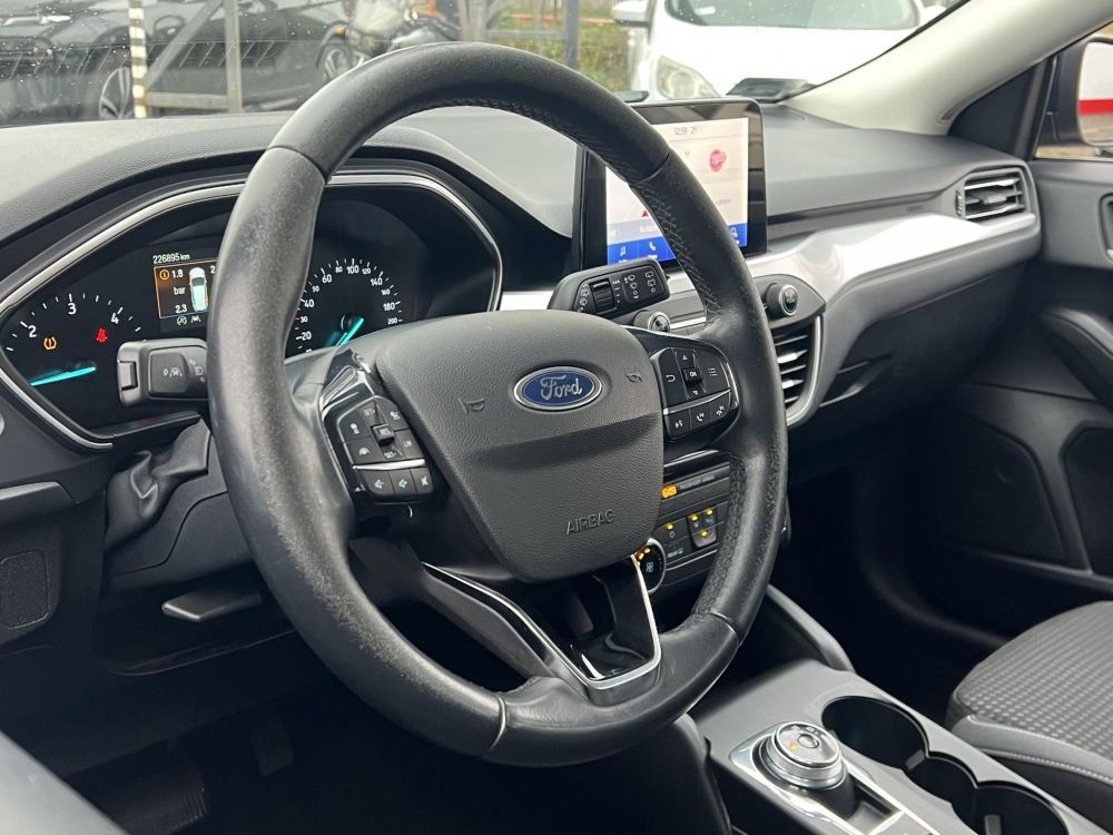 FORD FOCUS 1.5 EcoBlue Business (Automata) A LEGJOBB ÁRON! Carplay. ACC. Radar elöl-hátul. bluetooth. stb