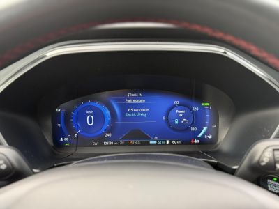 FORD KUGA 2.5 PHEV Freedom CVT 103e km. 70 km elektromos hatótáv. kamera. ülésfűtés. vonóhorog. CARPLAY!