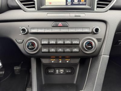 KIA SPORTAGE 1.6 GDI Gold 83e km. M.o.-i. 1.tul. Márkaszervizelt!