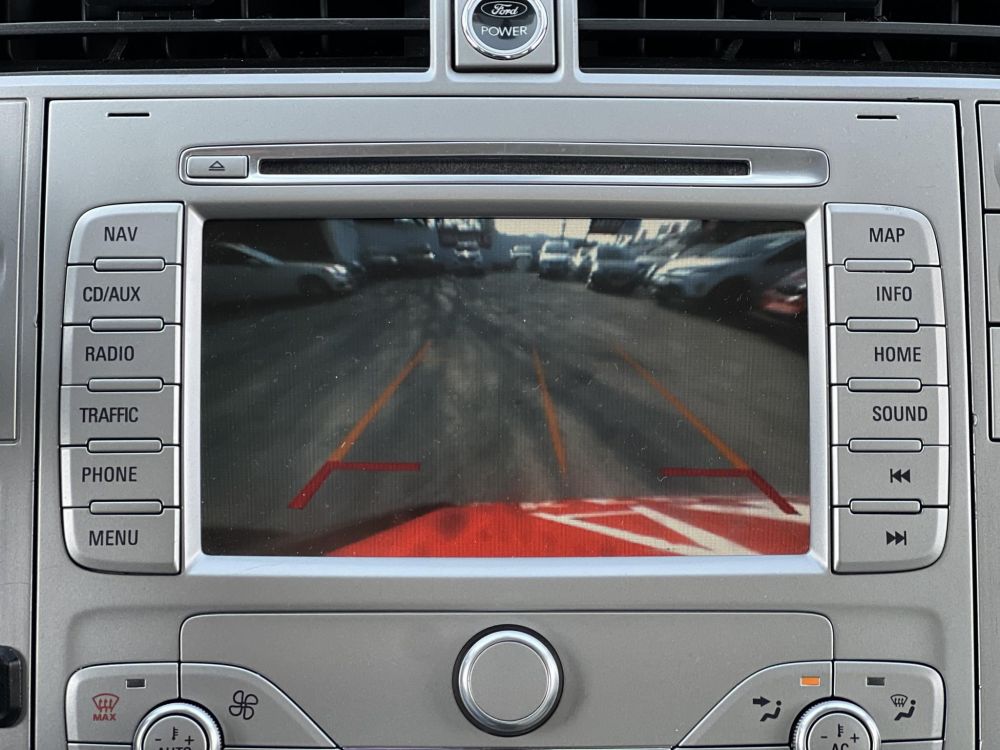 FORD KUGA 2.5T Titanium Individual 4WD (Automata) Magyarországi. 4 évszakos gumik. világos belső. vezérlés cserélve!