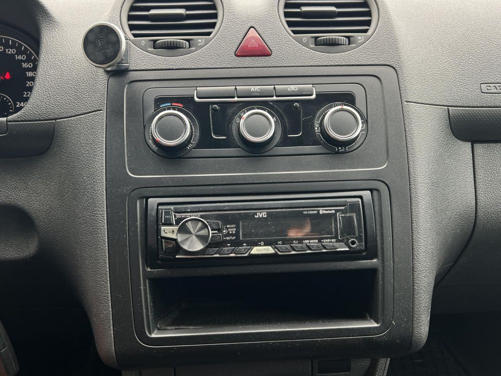 VOLKSWAGEN CADDY 1.6 CR TDI BlueMotion M.o.-i. Klíma Tempomat Bluetooth Téli-Nyári Áfás