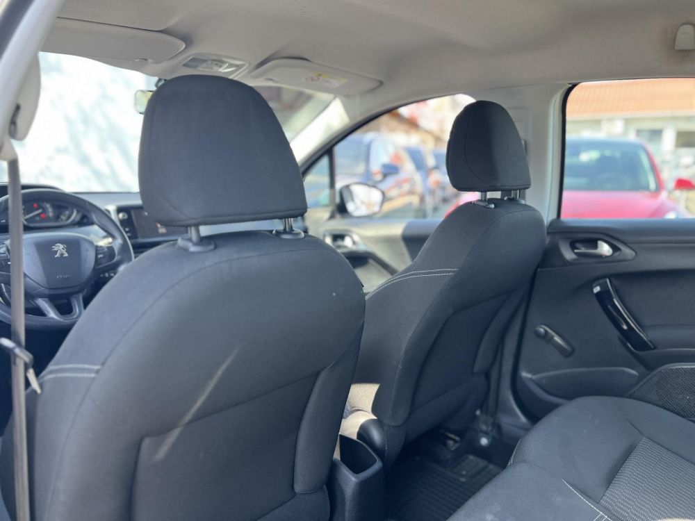 PEUGEOT 208 1.6 BlueHDi Active M.o.-i. 1.tul. klíma. 5L/100km. vezérlés cserélve!