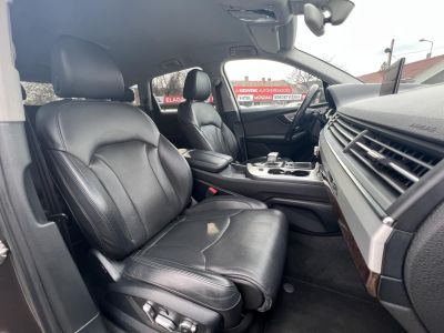 AUDI Q7 3.0 V6 TDI quattro Tiptronic ic M.o.i. 1.tul. rendszeresen karbantartott. vezérlés cserélve!