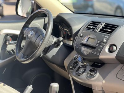 TOYOTA RAV 4 Rav4 2.0 4x4 Magyarországi. napfénytető. keyless. vonóhorog. téli-nyári kerék. 2 gyári kulcs!
