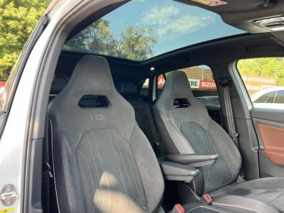 VOLKSWAGEN ID.4 77kWh Pro P. Max Teljes felszereltség 21-es kerék vonóhorog IQ Pano stb