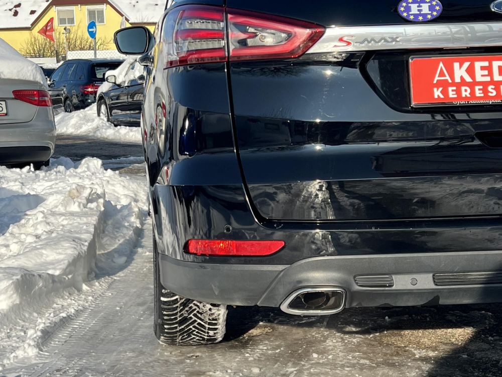 FORD S-MAX 2.0 TDCi Titanium Powershift Tiptronic 5 személyes Tempomat Klíma Vonóhorog F1 váltó!