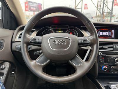 AUDI A4 2.0 TDI multitronic Magyarországi Napfénytető Xenon Üléshűtés PDC Téli-nyári kerék!