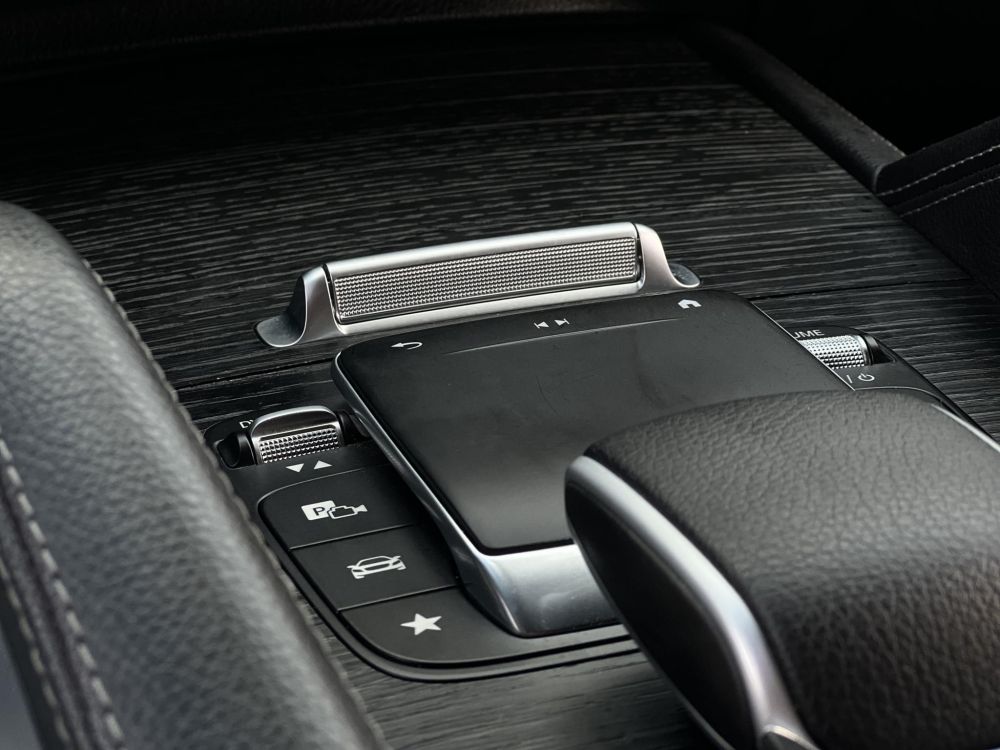 MERCEDES-BENZ GLE 350 de 4Matic 9G-TRONIC Plug-in hybrid AMG csomag. 100 km-es elektromos hatótáv. kitűnő állapot!