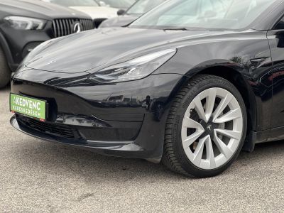 TESLA MODEL 3 RWD (Automata) 36e km. Ryzen. 19 sport felni. 2030-ig gyári garancia!