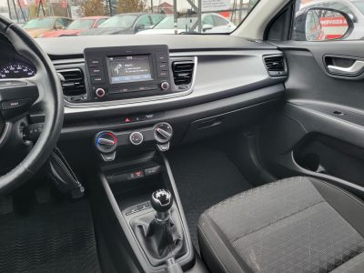 KIA RIO 1.25 MPI Prémium 76e km. Klíma Ülésfűtés Kormányfűtés Bluetooth Kamera