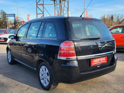 OPEL ZAFIRA B 1.6 Cosmo 7 személyes Tempomat Digitklíma Tolatóradar Multikormány Friss Szerviz!