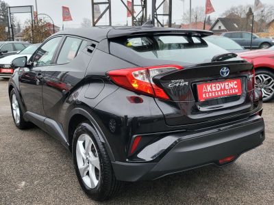 TOYOTA C-HR 1.8 Hybrid Dynamic Comfort e-CVT A legjobb áron! Megkímélt állapot!