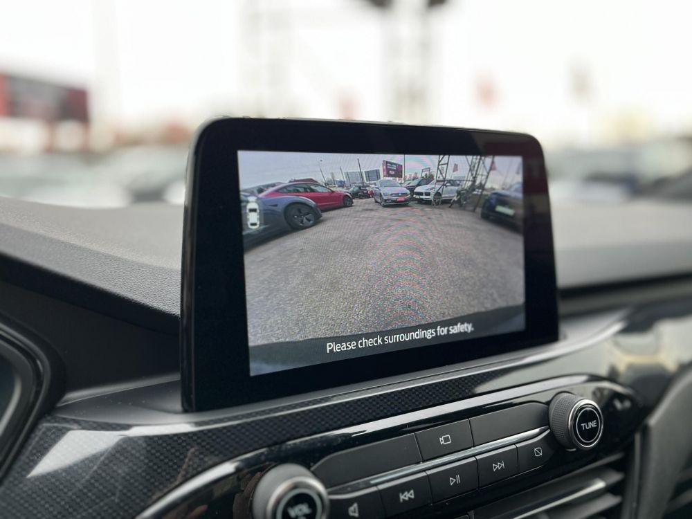 FORD KUGA 2.5 FHEV ST-Line X Graphite Tech Edition CVT M.o.-i. 1.tul. Bang & Olufsen Hifi