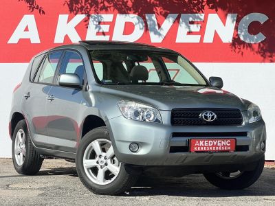 TOYOTA RAV 4 Rav4 2.0 4x4 Magyarországi. napfénytető. keyless. vonóhorog. téli-nyári kerék. 2 gyári kulcs!