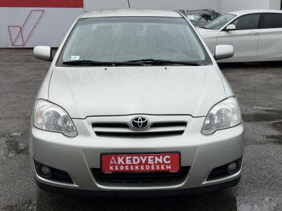 TOYOTA COROLLA 1.4 D-4D Sol Plus M-MT 163e km. Digitklíma Tolatóradar Ülésfűtés
