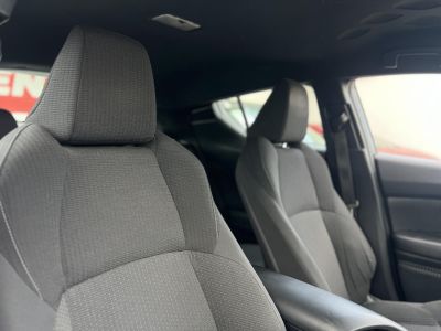 TOYOTA C-HR 1.8 Hybrid Dynamic e-CVT 104e km. LED. sávtartó. tempomat. kamera. márkaszervizelt előélet!