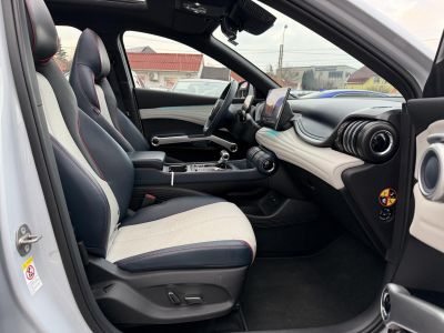 BYD ATTO 3 Design 60,4kWh M.o.-i. 1.tul. LFP. garanciális. panorámatető. világos belső!