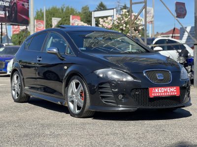 SEAT LEON 2.0 PD TDI FR DPF 170LE. Monster design. Napfénytető. Friss műszaki vizsga!