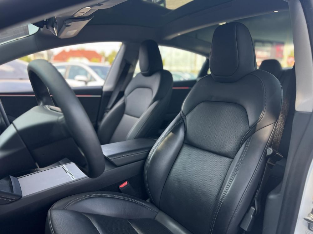 TESLA MODEL 3 Long Range AWD (Automata) HIGHLAND 67e km. AMD Ryzen. mátrix LED. ülésszellőztetés. 2032-ig garanciális!