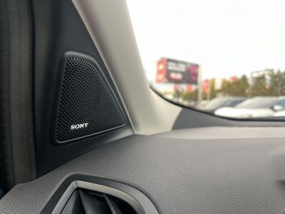 FORD KUGA 1.5 EcoBoost Titanium (Automata) 91e km. M.o.-i. 1.tul. Márkaszervizelt. Téli nyári gumik. Magasan felszerelt!