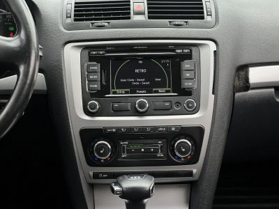 SKODA OCTAVIA Combi 2.0 TDI Ambiente DSG Tempomat Ülésfűtés Bluetooth Navigáció!