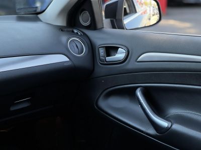 FORD MONDEO 2.0 TDCi Ghia Executive (Automata)