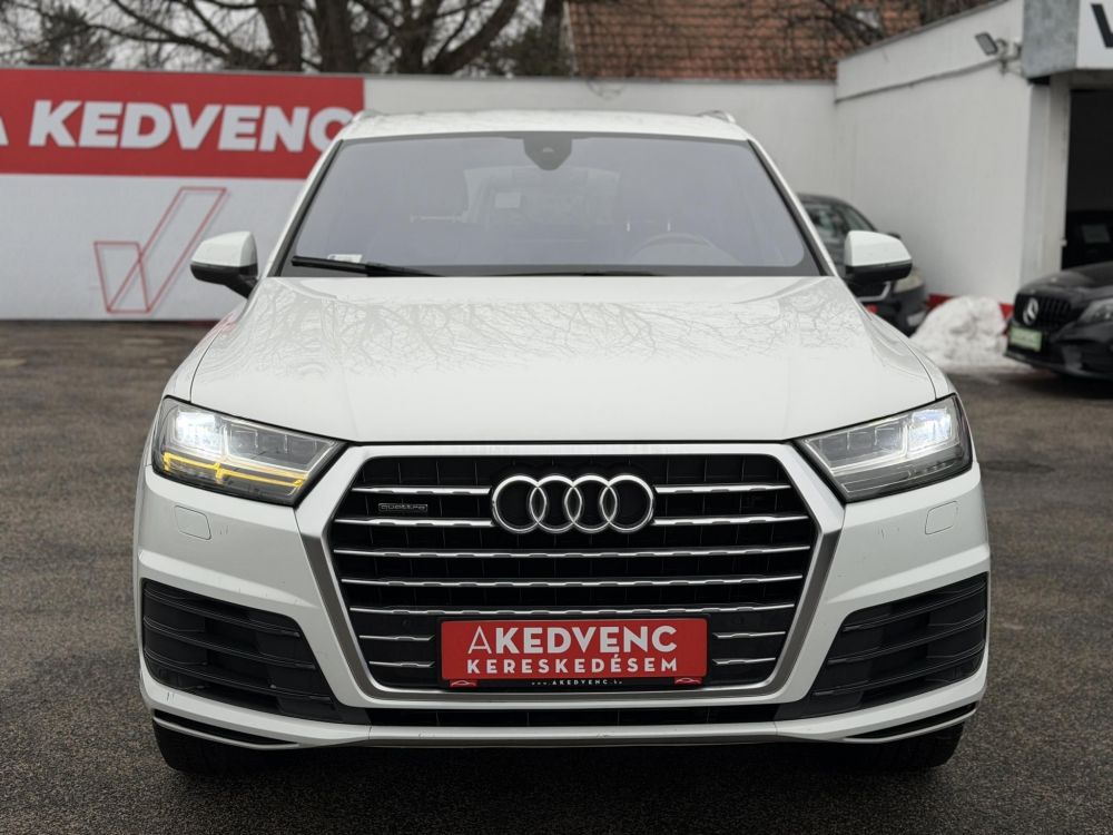 AUDI Q7 3.0 V6 TDI quattro Tiptronic ic S-line. BOSE hangrendszer. memória. 4x ülésfűtés. 4x digit klíma. Szervizelt!