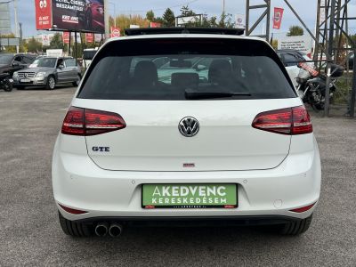 VOLKSWAGEN GOLF VII 1.4 TSI GTE Plug-In-Hybrid DSG Napfénytető. Zöld rendszám. 2 gyári töltőkábel. Friss olaj szerviz!
